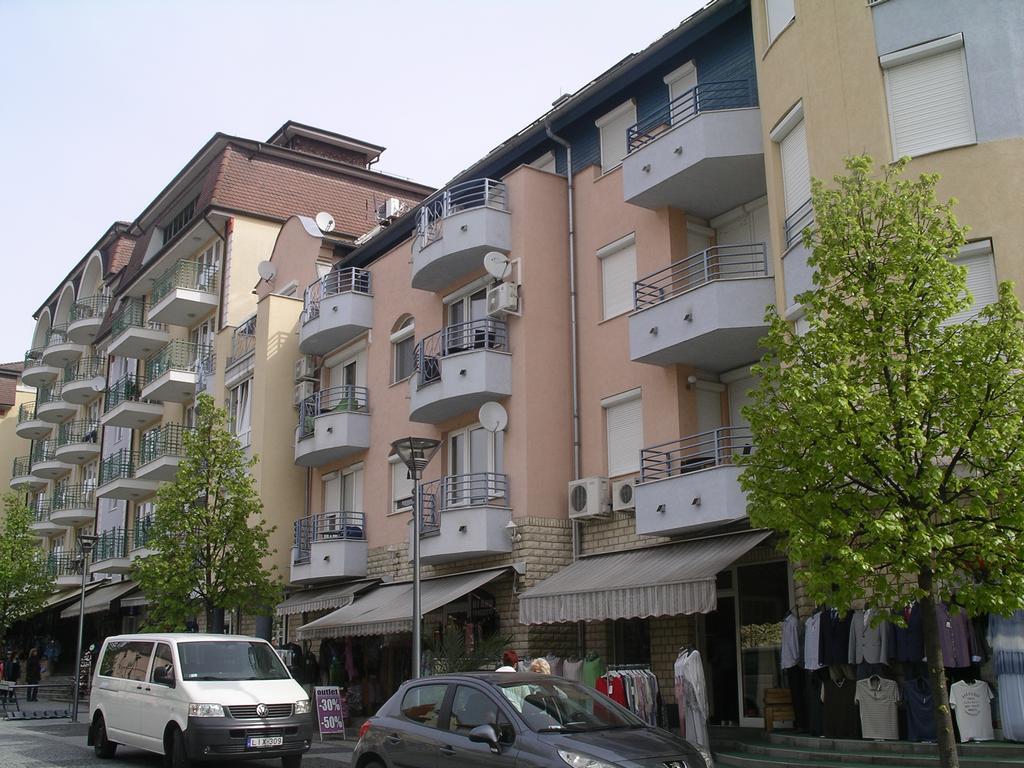 Centrum 2 Apartmanok Hévíz Eksteriør bilde